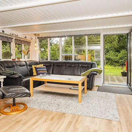 6 Person In Ulfborg-by Traum *