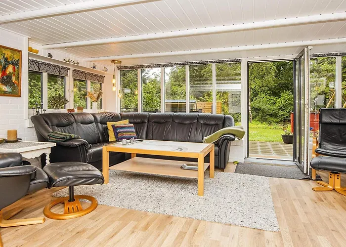 6 Person In Ulfborg-by Traum *
